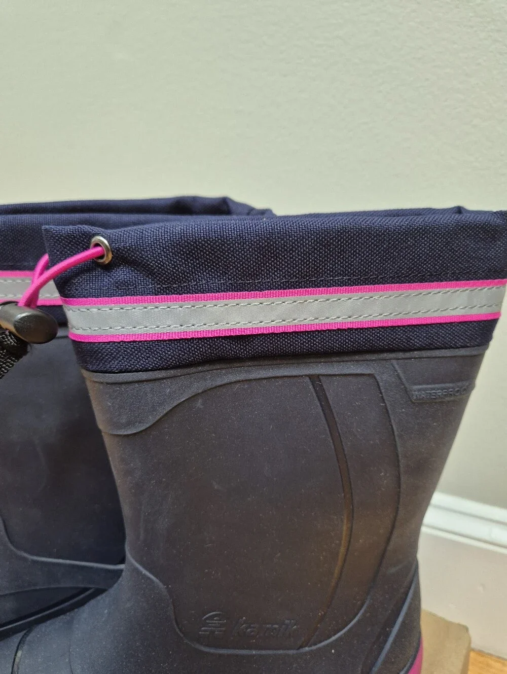 Kamik Kids Snobuster 3 Winter Snow Boots Navy Magenta Size 4 Yth NIB